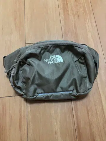 THE NORTH FACE 바디백 베이지