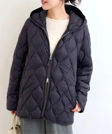 별주 [TAION] 후드 다운 코트