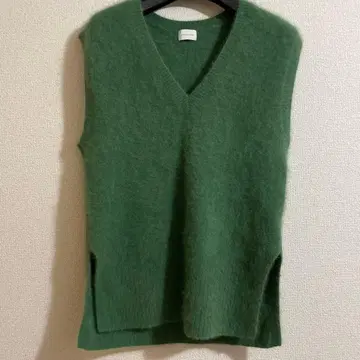 새상품급 [ 그린 라벨 릴랙싱 ] 헤어리 V넥 폭스 혼방 니트 베스트