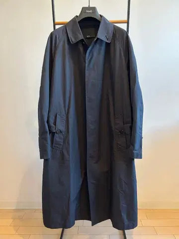 ES:S 나일론 스텐카라 코트 블랙