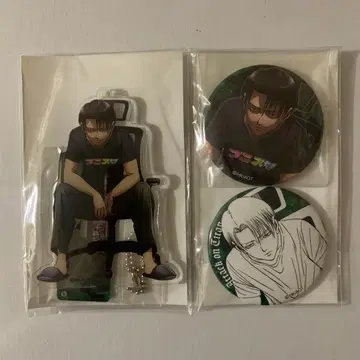 진격의 거인 아니스타 아사노 쿄지 리바이 아크릴 스탠드 캔뱃지 3종 세트