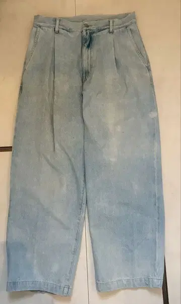 라이트 블루 와이드 레그 데님 팬츠