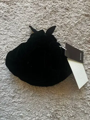 블랙 벨벳 복조리형 핸드백