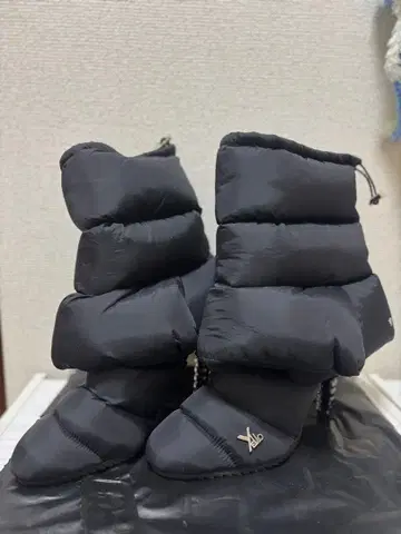 yello 레그 워머 부착 뮬 23.5 완판템