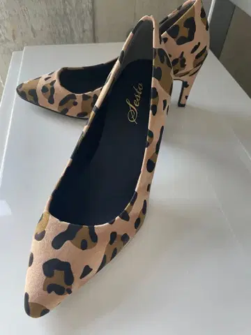 Sesto 7cm 힐 포인트 펌프스 레오파드 무늬 베이지 22.5cm