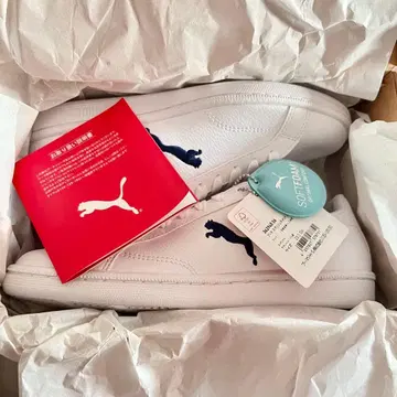 미니멀리스트 판매 미사용 새상품 푸마 스매쉬캣 스니커즈 23.0cm