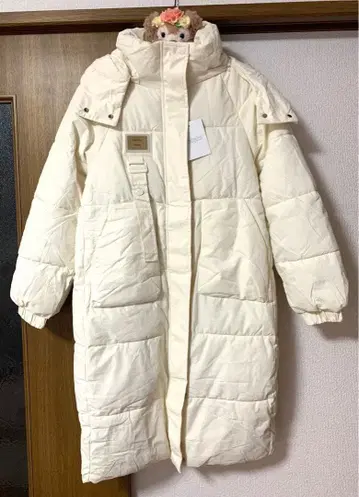 [ 미사용품 ] 후드 부착 롱 다운/화이트/M 사이즈/여성용/Minimi