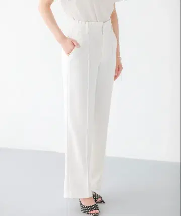 fitmore 슬랙스 S 사이즈