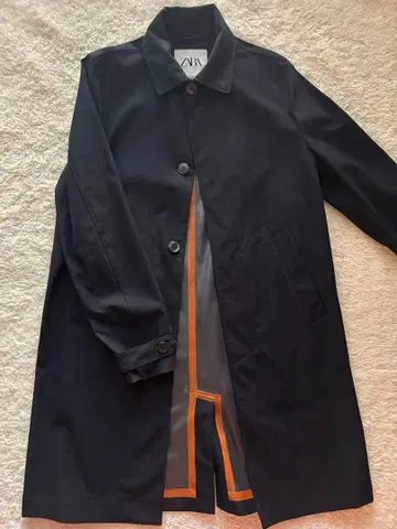 ZARA 스프링 코트 얇은 소재