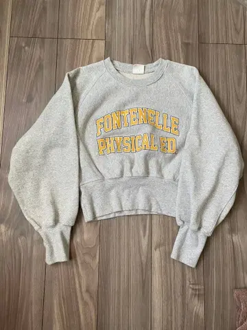 freak's store 크롭 맨투맨