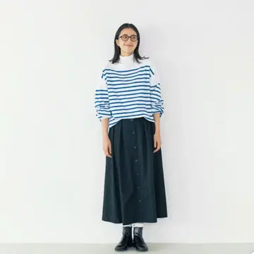 깔끔해 보이는 프론트 버튼 롱 스커트 블랙 M 사이즈