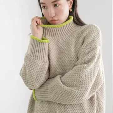 LOWRYS FARM 카노코 바이컬러 하이넥