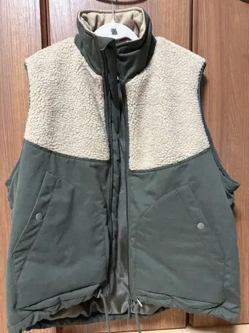 보아 절개 충전솜 더블 지퍼 베스트