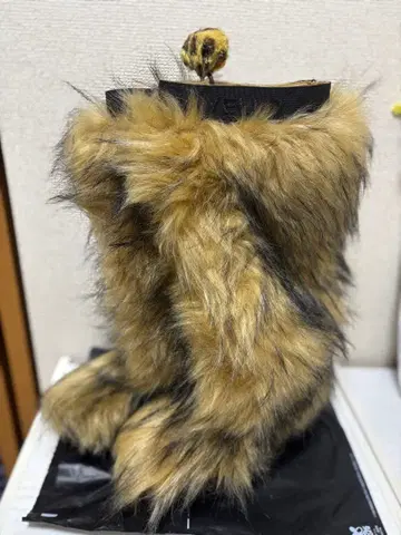 yello 롱 퍼 부츠 23.5 완판템