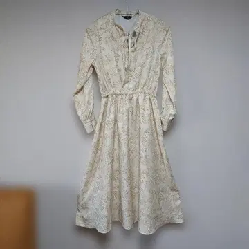 SHIPS 꽃무늬 크림색 원피스