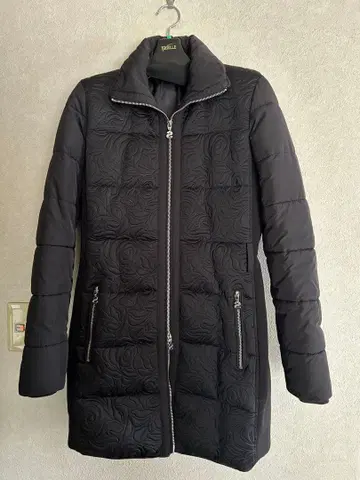 Desigual(데시구알) 충전솜 코트