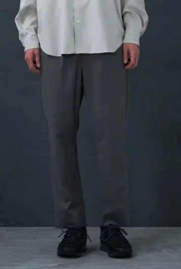 37.5 테이퍼드 슬랙스