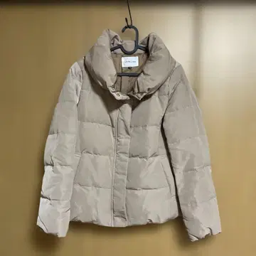 UNRELISH 베이지 다운 자켓 38 사이즈