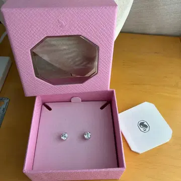 Swarovski 귀걸이 #32544b