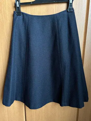 NATURAL BEAUTY BASIC 네이비 플레어 스커트 S 사이즈