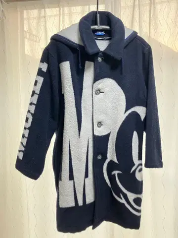 디즈니랜드 레트로 미키마우스 플리스 코트 후드 부착