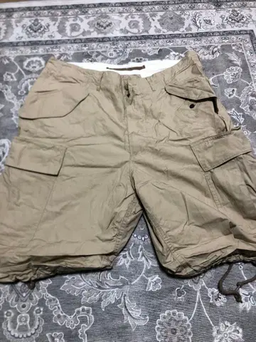 빔즈 베이지 카고 숏팬츠 L 사이즈