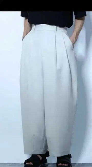 HARE 트윌 와이드 테이퍼드 팬츠