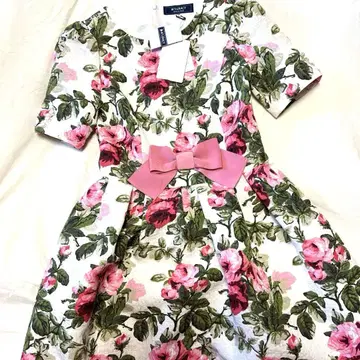 미사용 새상품 엠즈 그레이시 원피스