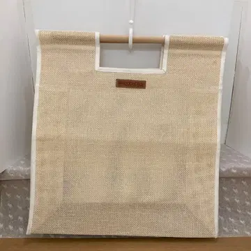 WOODNOTES 아이보리 메쉬 토트백