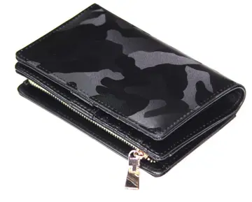새상품 배송비 포함 소가죽 특수 코팅 카모플라쥬 숏 지갑 BK