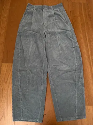 GU 지유 코듀로이 배럴 레그 팬츠 S 기장 짧음