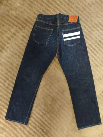 모모타로 진즈 W30