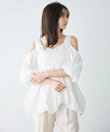 [ 새상품 ] Aimeine 에메인 2WAY 벌룬 블라우스 택 포함