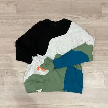 고 슬로우 카라반 절개 크루 맨투맨 CRAZY WAVE