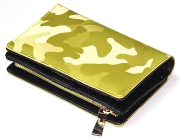 새상품 배송비 포함 소가죽 특수 코팅 카모플라쥬 숏 지갑 GD