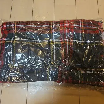 플라티나 콤사 체크 무늬 스톨