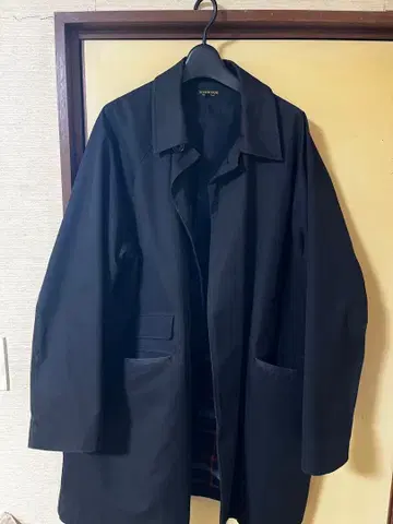 아본타지 스텐카라 코트 블랙