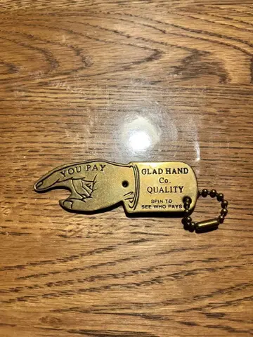 GLAD HAND YOU PAY 병따개