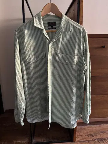 BEAMS 플러스 스트라이프 셔츠