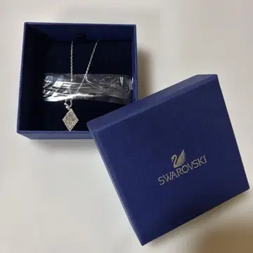 [ 미사용 새상품 ] 스와로브스키 펜던트 5011960