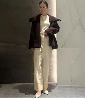 오늘만 가격 인하 [ 새상품 ] 에스트네이션 빅칼라 숏코트