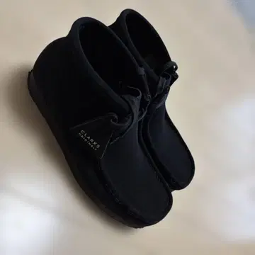 CLARKS original WALLABEE BOOT