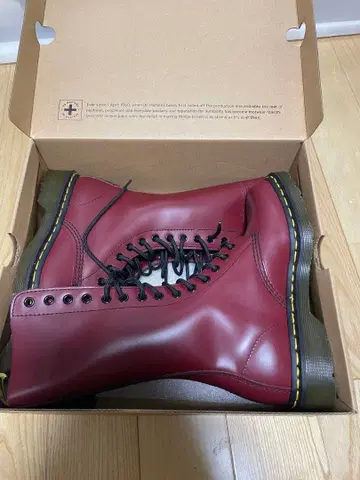 닥터 마틴 빨간색 레드 부츠