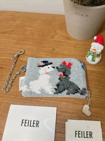 미사용 새상품 FEILER 개 자수 파우치 그레이