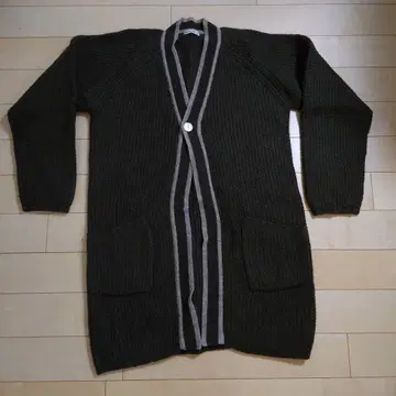 BURDEN 다크 그린 가디건