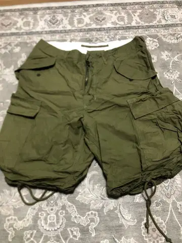 BEAMS 플러스 올리브 그린 카고 숏팬츠 L 사이즈
