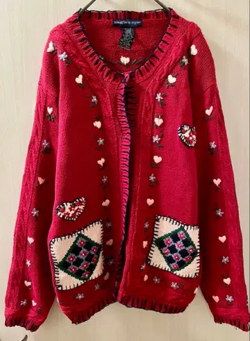 해외 구제 의류 레드 니트 가디건 하트와 꽃 자수