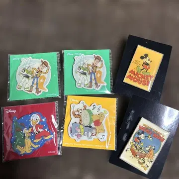 디즈니 핀 배지 6개