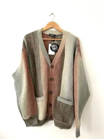 RODEO CROWNS 그라데이션 니트 가디건 미사용 사이즈 M