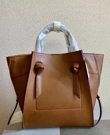 Histoire-U/ Lier [리에르] 지퍼 토트백